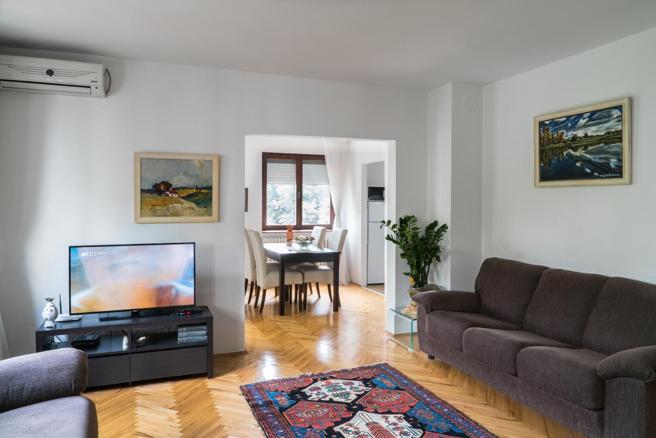 Sensitive Apartment Belgrado Exterior foto